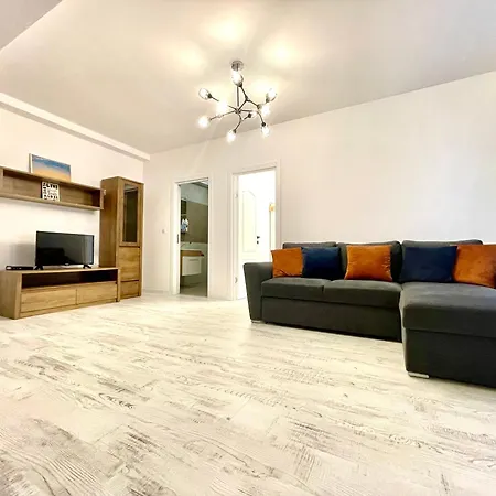 In - Yamaluxe Apartment Cluj-Napoca